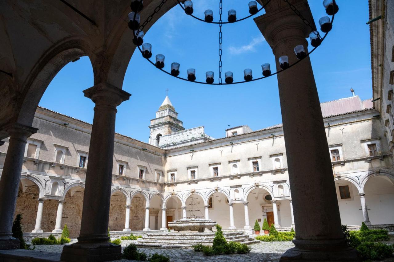 Abbazia Santa Maria Del Bosco Casa de hóspedes Contessa Entellina Exterior foto