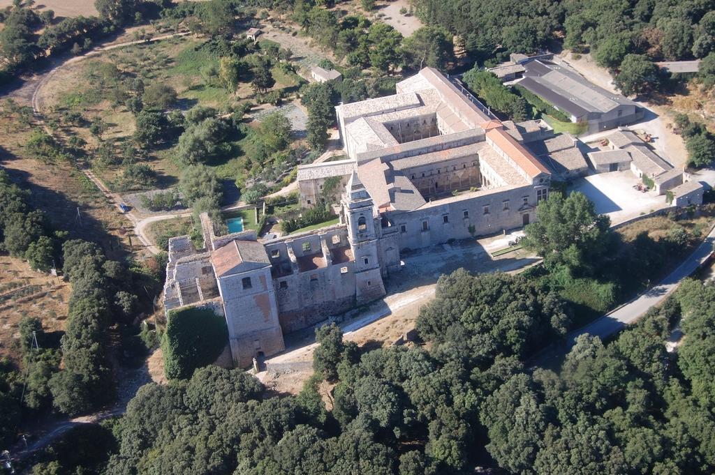 Abbazia Santa Maria Del Bosco Casa de hóspedes Contessa Entellina Exterior foto