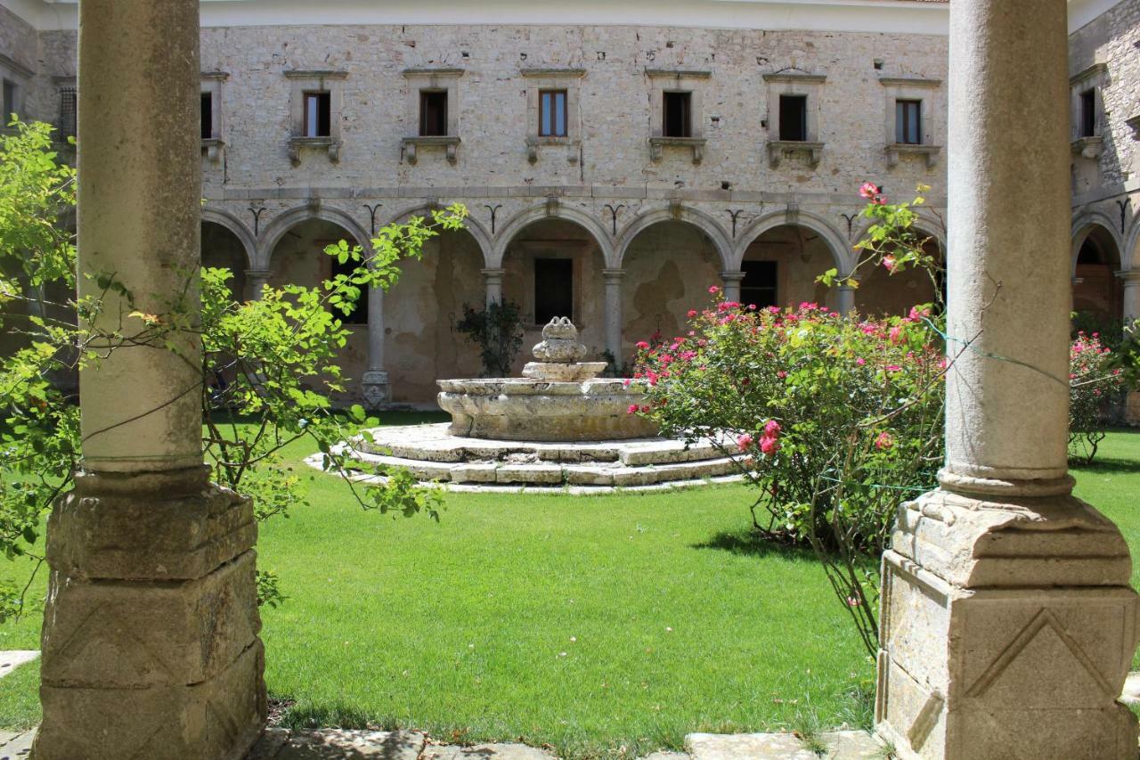 Abbazia Santa Maria Del Bosco Casa de hóspedes Contessa Entellina Exterior foto