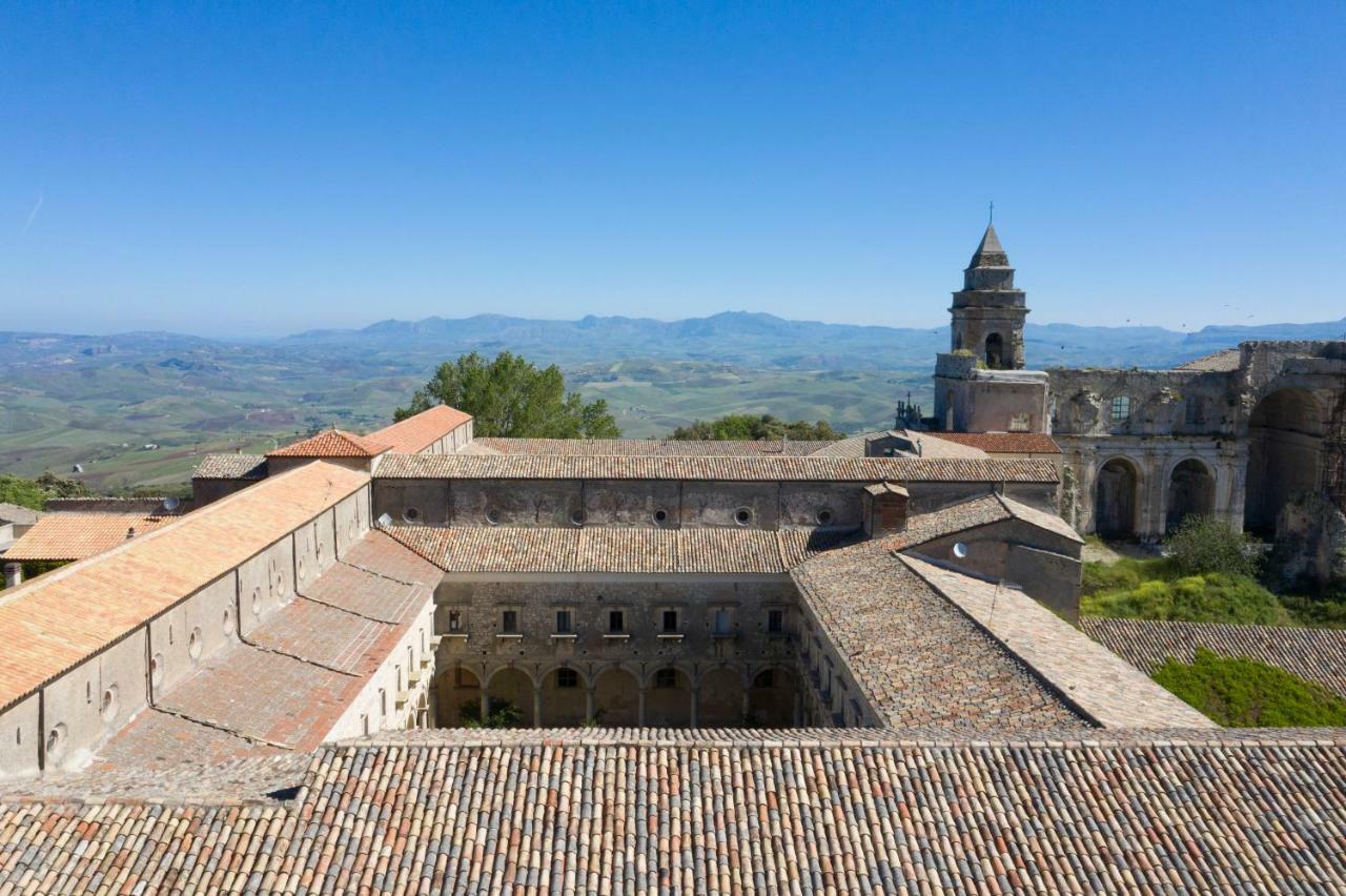 Abbazia Santa Maria Del Bosco Casa de hóspedes Contessa Entellina Exterior foto